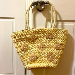 New straw bag